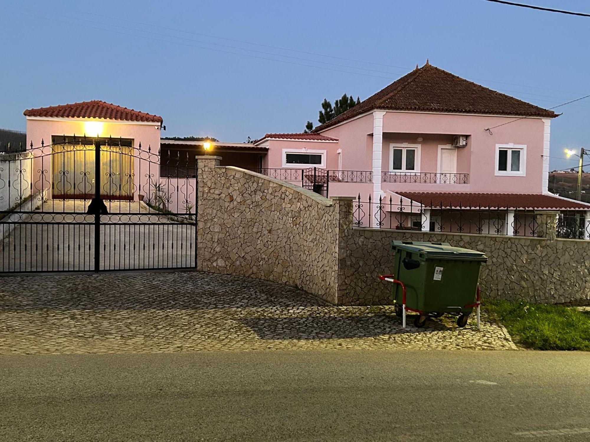 Mae Home Story Caldas Da Rainha Exterior foto